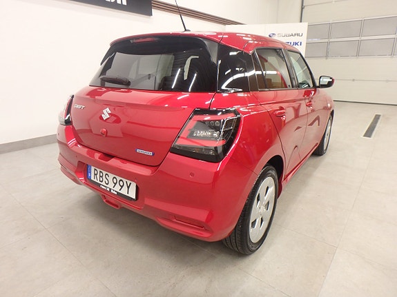 Suzuki Swift 15 of 20