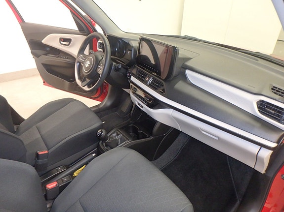 Suzuki Swift 18 of 20