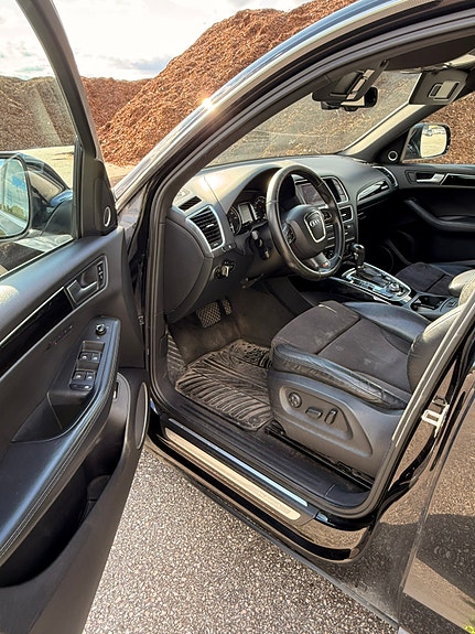 Audi Q5 4 of 12