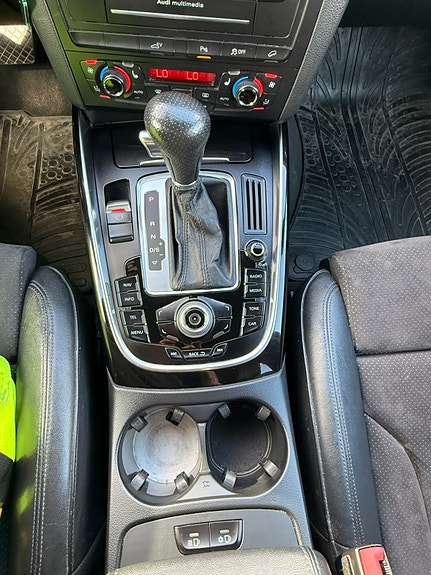 Audi Q5 6 of 12