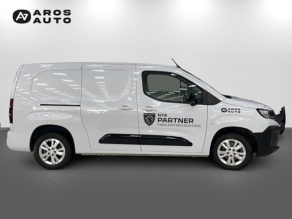 Peugeot Partner 3 of 13