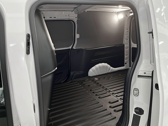 Peugeot Partner 14 of 15
