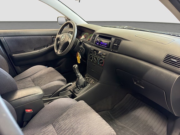 Toyota Corolla 17 of 21
