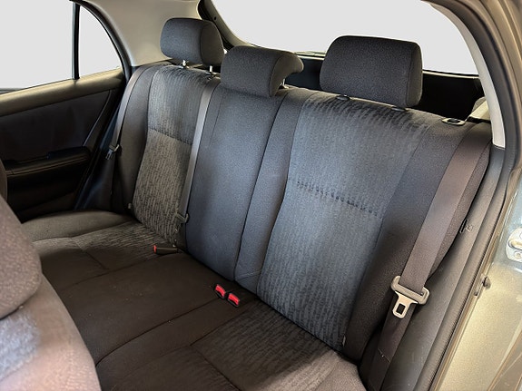 Toyota Corolla 19 of 21