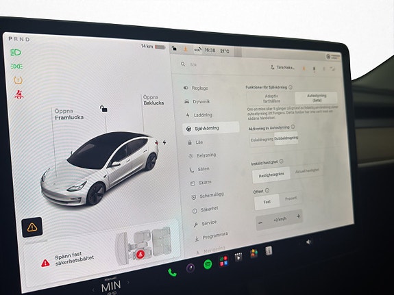 Tesla Model 3 20 of 30