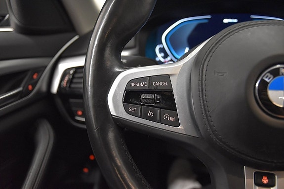 BMW 530e 10 of 18