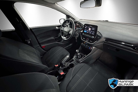 Ford Fiesta 14 of 23