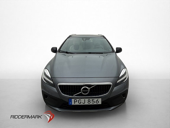 Volvo V40 Cross Country 2 of 27