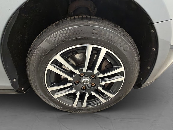 Volvo V40 Cross Country 10 of 27