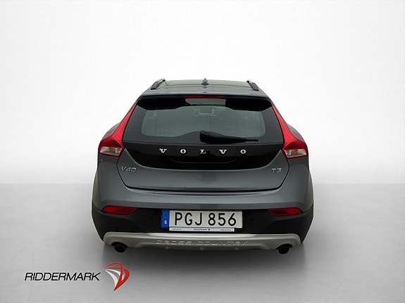 Volvo V40 Cross Country 8 of 27