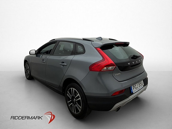 Volvo V40 Cross Country 6 of 27