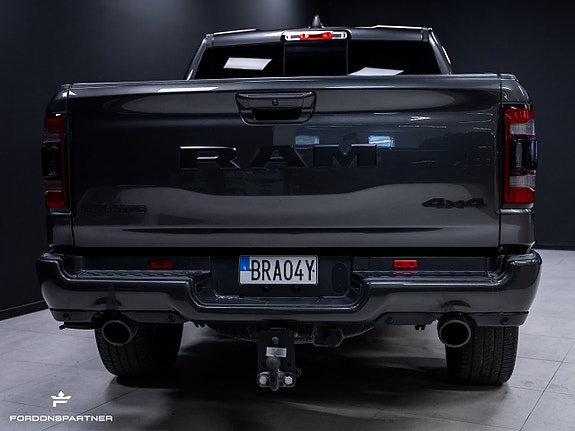 Dodge RAM 1500 10 of 30