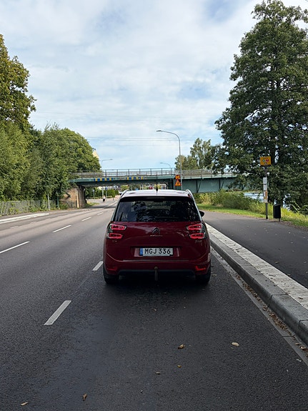 Citroen Grand C4 Picasso 6 of 11