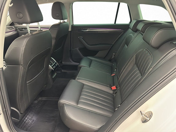 Skoda Superb 12 of 30