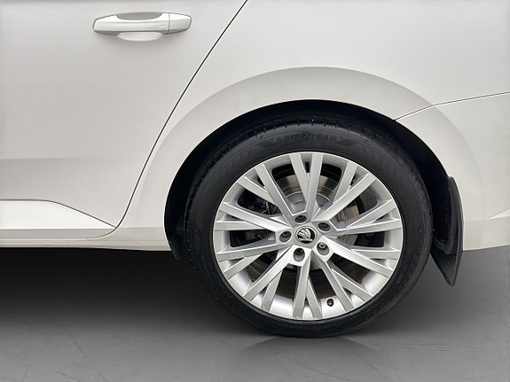 Skoda Superb 30 of 30