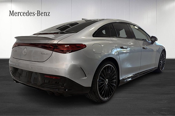 Mercedes-Benz EQE350 4 of 12