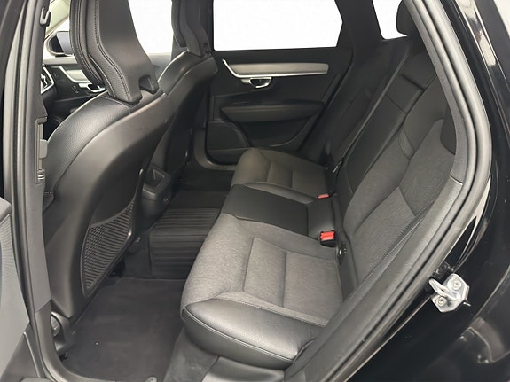 Volvo V90 12 of 29