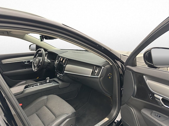 Volvo V90 11 of 29