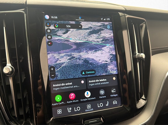 Volvo XC60 15 of 30