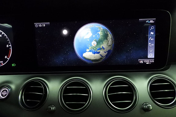 Mercedes-Benz E220 d 26 of 30