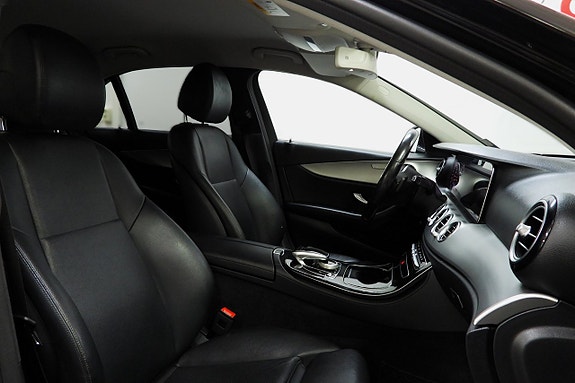 Mercedes-Benz E220 d 15 of 30