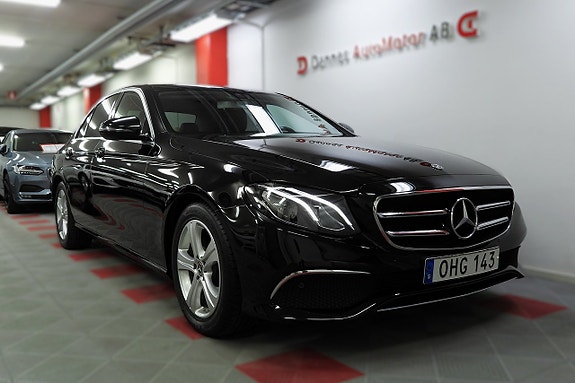 Mercedes-Benz E220 d 3 of 30