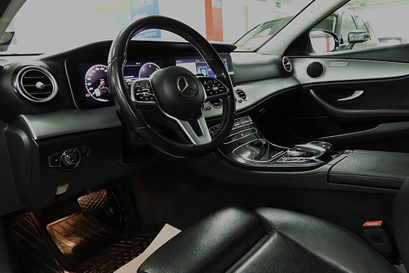 Mercedes-Benz E220 d 16 of 30