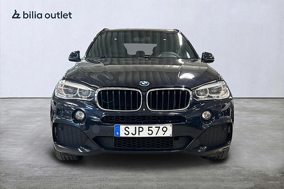 BMW X5 3 of 26