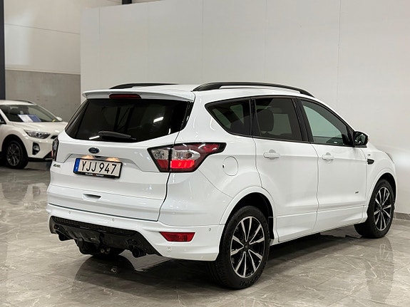Ford Kuga 5 of 28