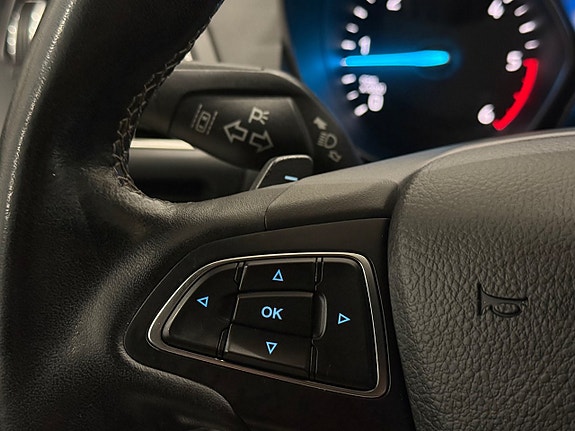 Ford Kuga 23 of 28