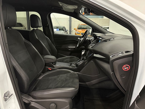 Ford Kuga 15 of 28