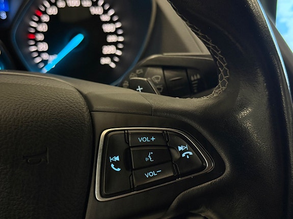 Ford Kuga 24 of 28