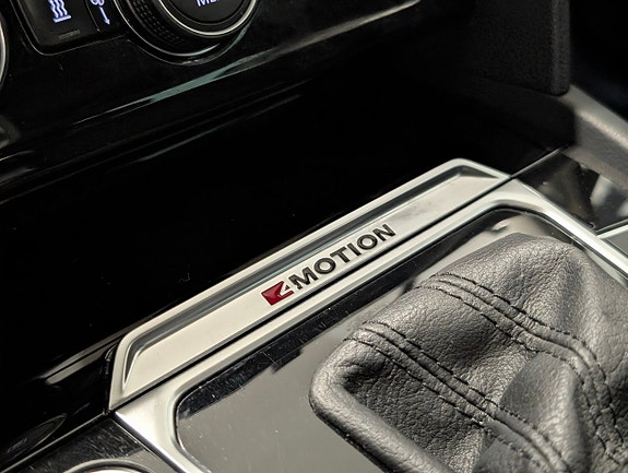 Volkswagen Passat 17 of 22