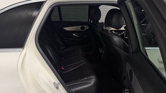 Mercedes-Benz GLC220 d 14 of 27