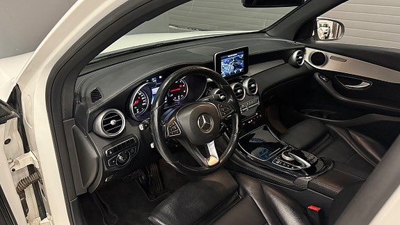 Mercedes-Benz GLC220 d 11 of 27