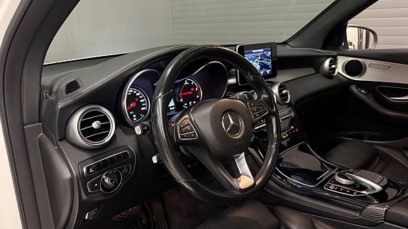 Mercedes-Benz GLC220 d 12 of 27