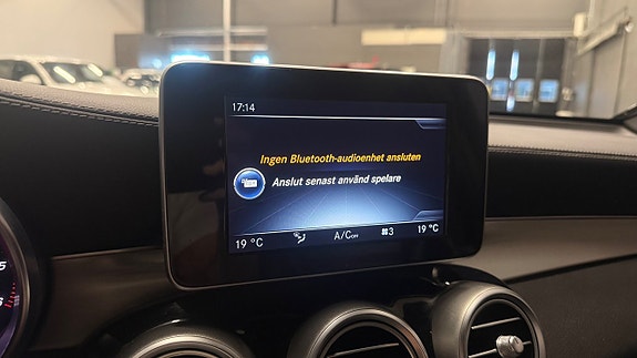 Mercedes-Benz GLC220 d 21 of 27