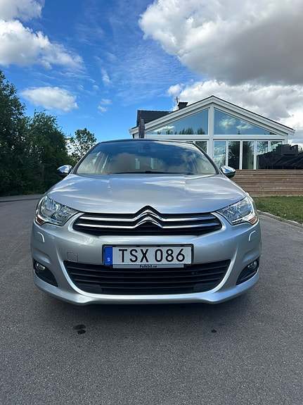 Citroen C4 2 of 13