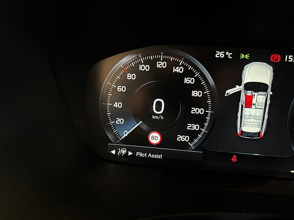 Volvo V90 Cross Country 10 of 25