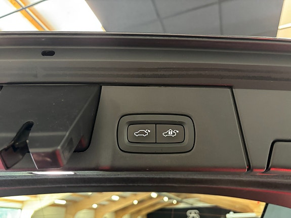 Volvo V90 Cross Country 25 of 25