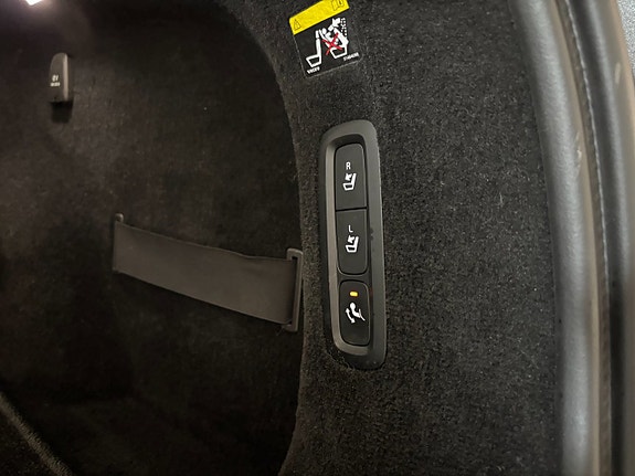 Volvo V90 Cross Country 24 of 25