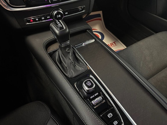 Volvo V90 Cross Country 11 of 25