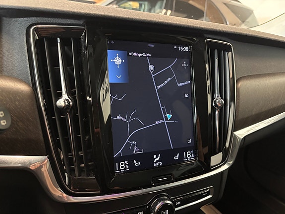 Volvo V90 Cross Country 12 of 25