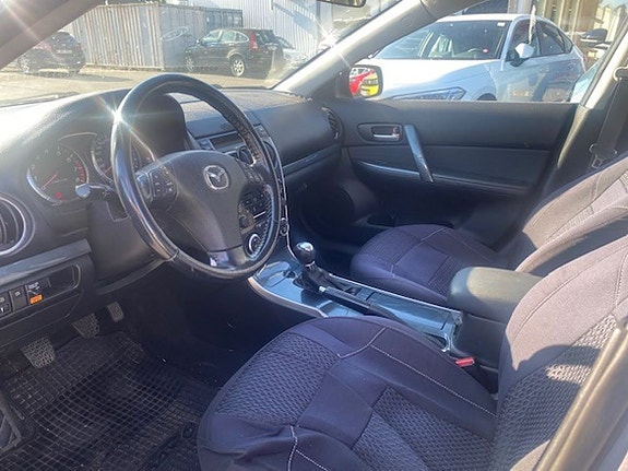 Mazda 6 5 of 5