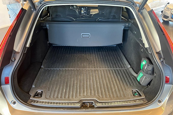 Volvo V90 Cross Country 28 of 30