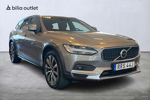 Volvo V90 Cross Country 8 of 30