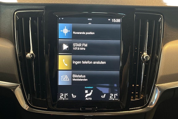 Volvo V90 Cross Country 18 of 30