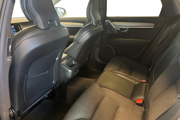 Volvo V90 Cross Country 27 of 30
