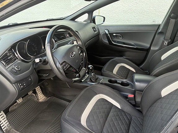 Kia Ceed 9 of 18