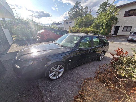 Saab 9-5 2 of 3